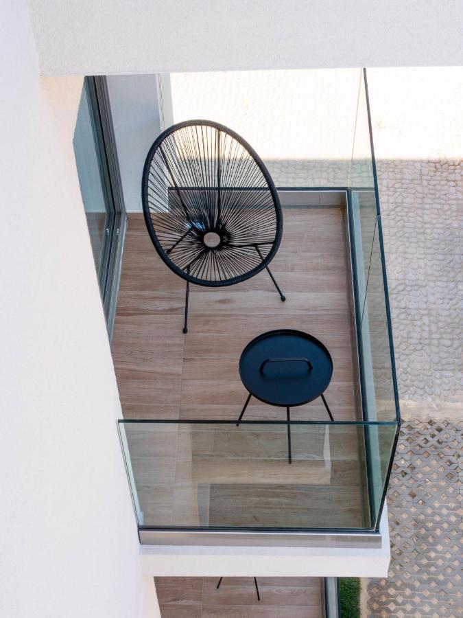 Local Urban Living Aparthotel Volos Buitenkant foto